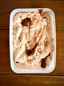 POSTRE HELADO MERENGUE LUCUMA (500grs)