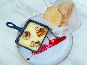 Fondue de Provolone Champignon Trufes