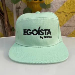 Gorra celeste Egoísta