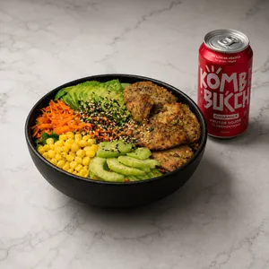 Ensalada a eleccion + kombucha
