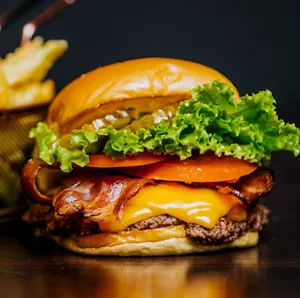 Xtrem (Burger Del Día Martes)