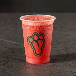 Jugo En Agua Fresa