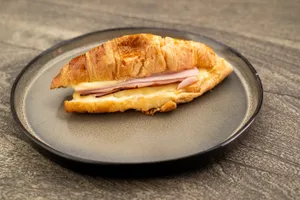 Croissant Jamón Queso