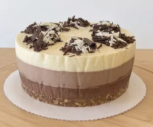 Torta trilogía de chocolate