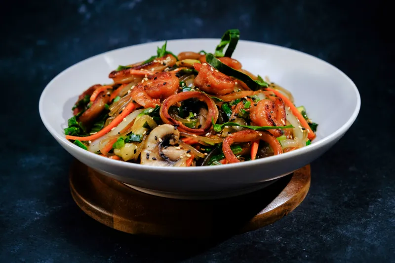 japchae de mariscos japchae de mariscos