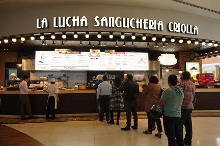 Local Plaza Claro