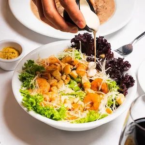 Ensalada césar camarones