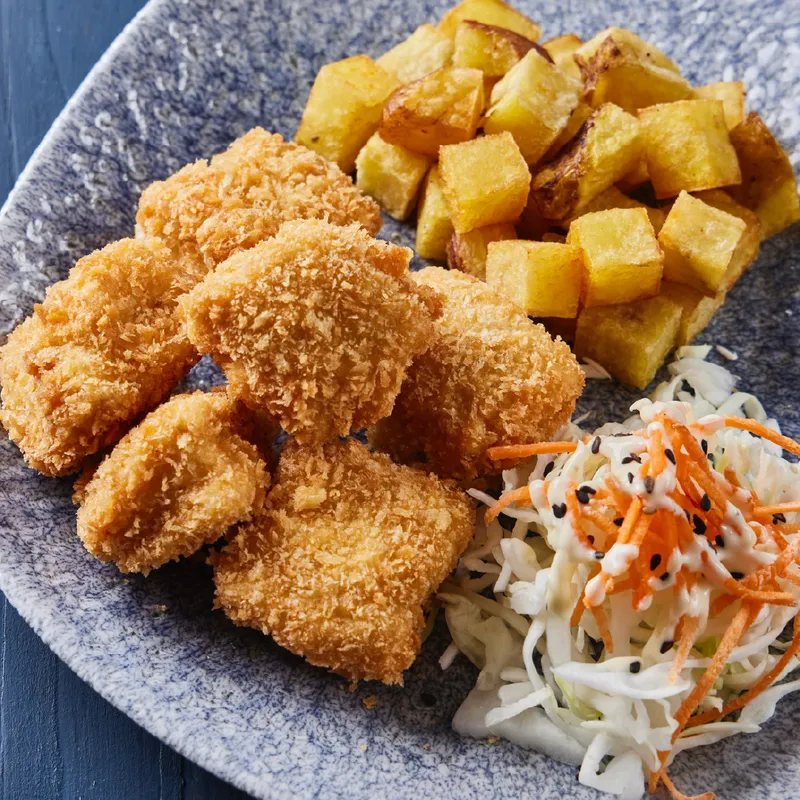 Pollo y Papas Fritas