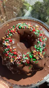 Volcano Cake Flor Christmas Edition Relleno de Arequipe