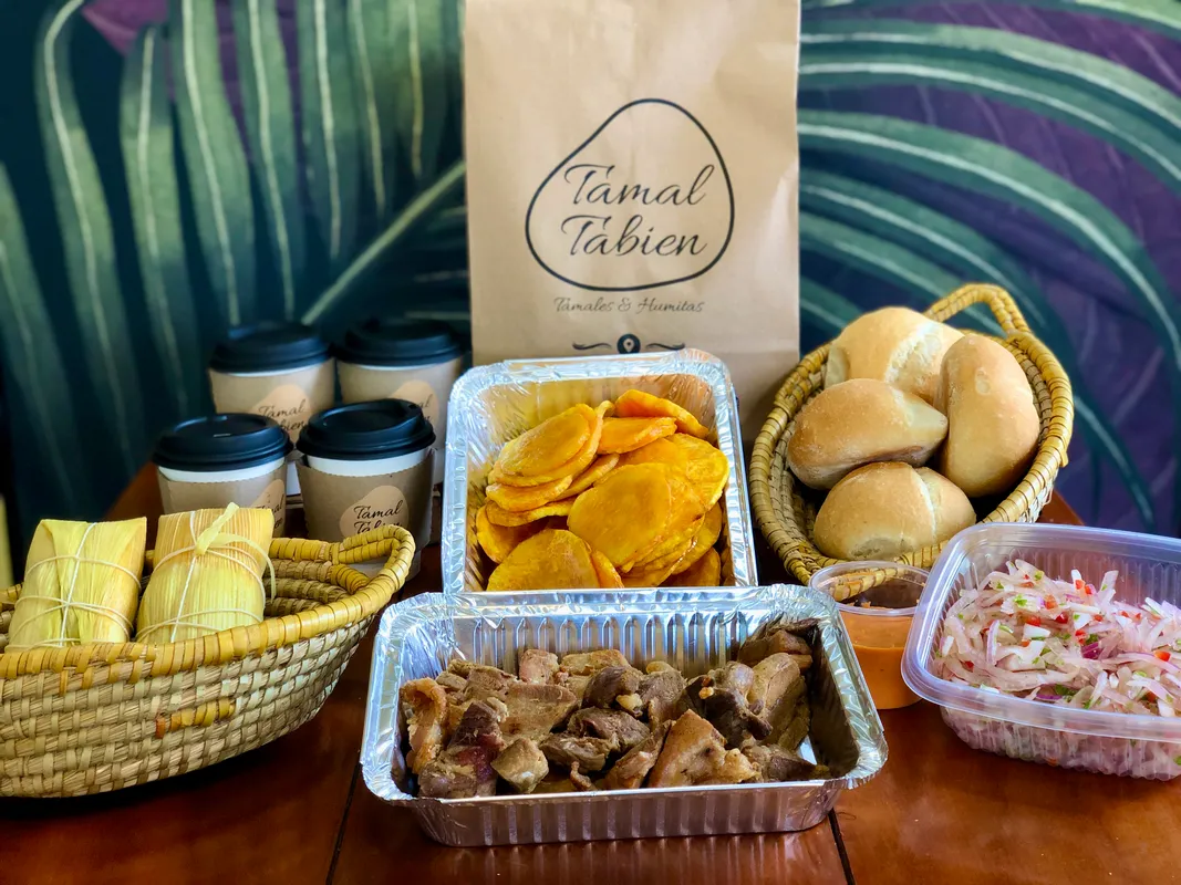 Desayuno familiar Tamal Tabien