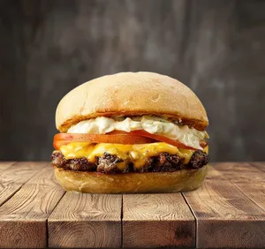 Pan 100% vegetal, hamburguesa not burguer, tomate, palta, not mayo.