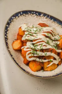 Patatas bravas