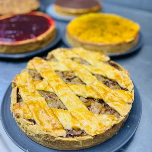 Tarta manzana entera