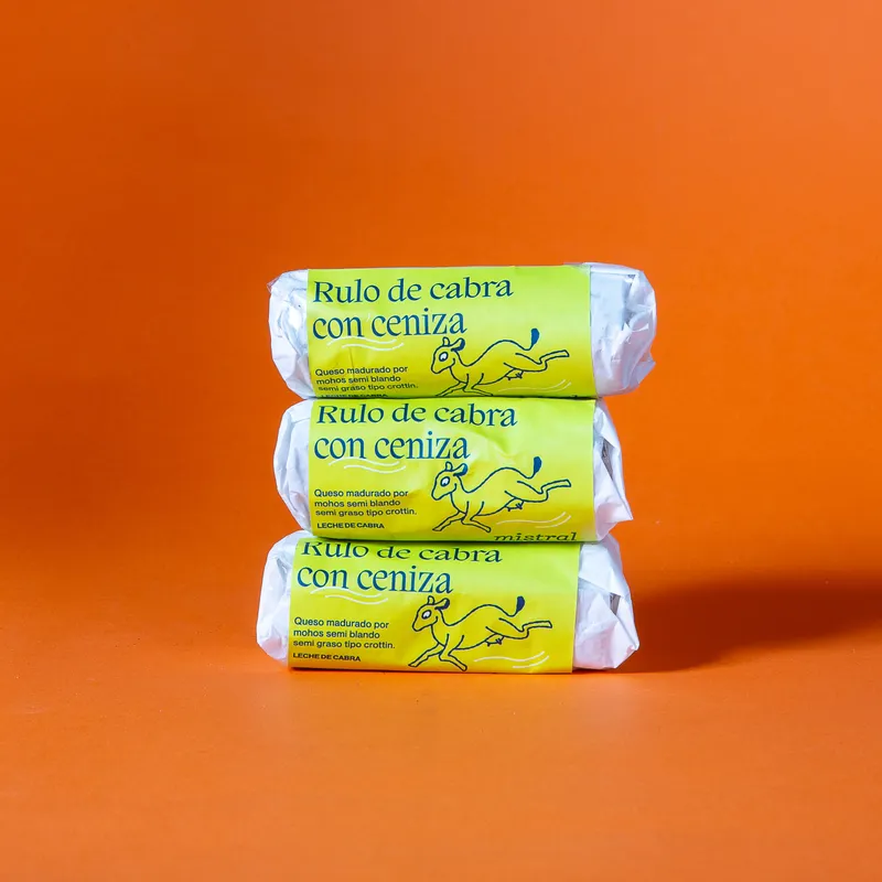 Rulo de cabra con ceniza x 120g Rulo de cabra con ceniza x 120g