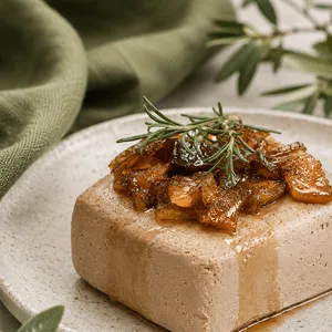 Paté Foie con peras acarameldas