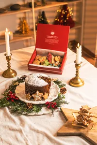 Pack Navidad: Pan de Pascua 1 kilo + Caja de Galletas ⭐