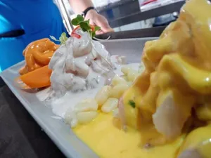 Tiradito 3 Al Hilo