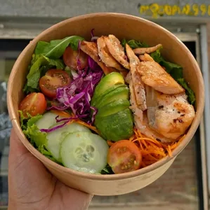 Ensalada Acevichada de Salmon