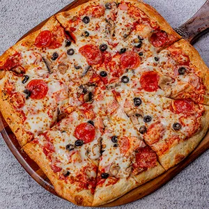 Cuatro Estaciones Familiar