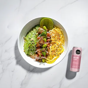 Poke de salmón mas hatsu