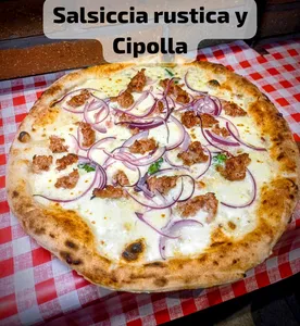 Salsiccia rustica y Cipolla