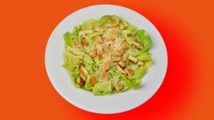 Ensalada Cesar con Pollo Mediana