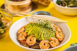 VEGGIE LEMONGRASS CAMARON O POLLO