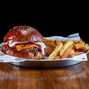 3x2 Hamburguesa La Clásica