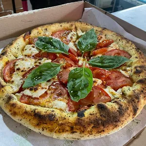 Pizza Margherita