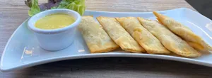 Tequeños ají gallina