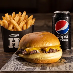 Combo Cheese Burger Simple + Papas Fritas y Bebida 350cc