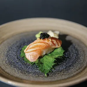 Nigiri Negro