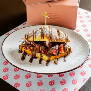Croissant Nutella / Frutillas