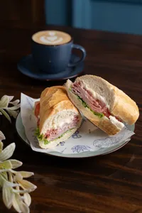 Desayuno sandwich del día