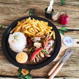 Bife lomo liso salteado