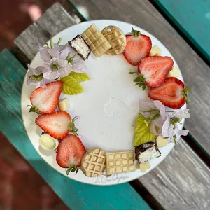 Torta Choco Berries Blanca (15p) APLV, Sin Soya, Sin gluten, Vegana