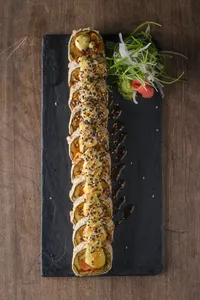 Tropical roll (10 piezas)