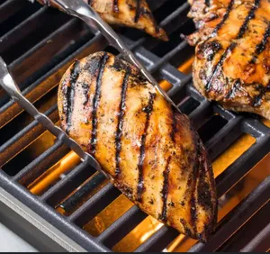 Pechuga Grillé + Acompañamiento