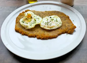 Sandwich de Milanesa a Caballo a la Argentina