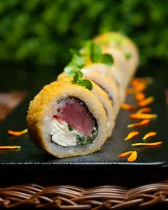 Tuna Hot Roll