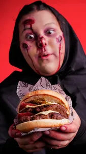 La Oculta