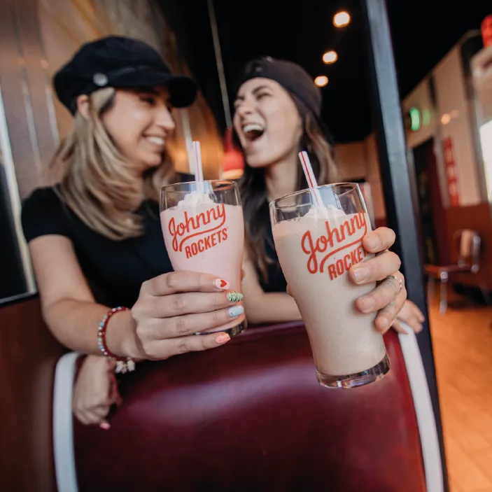 Shake Original 2x1 - Johnny Rockets | ¡Burgers, shakes, fries & fun!