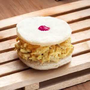 Sánduche de pollo tradicional