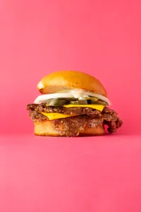 Smash Jalapeño Con Papas fritas