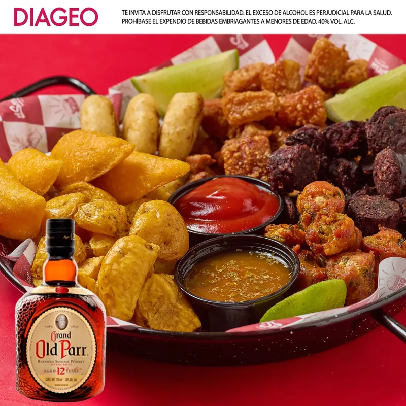 Picada para dos + media Old Parr