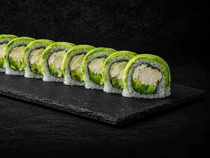 Rolls cubierto de palta o salmon ( proteina a eleccion)