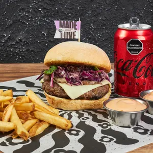 Combo Sriracha 150g Y Coke Zero