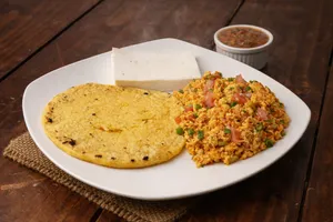 Arepa Con Huevos Perico
