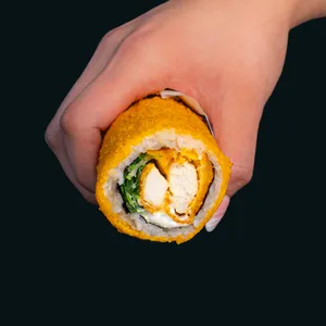 Handroll pollo, queso y cebollin