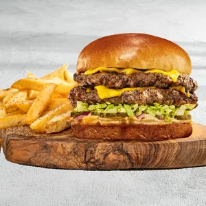 Classic Smash + papas fritas